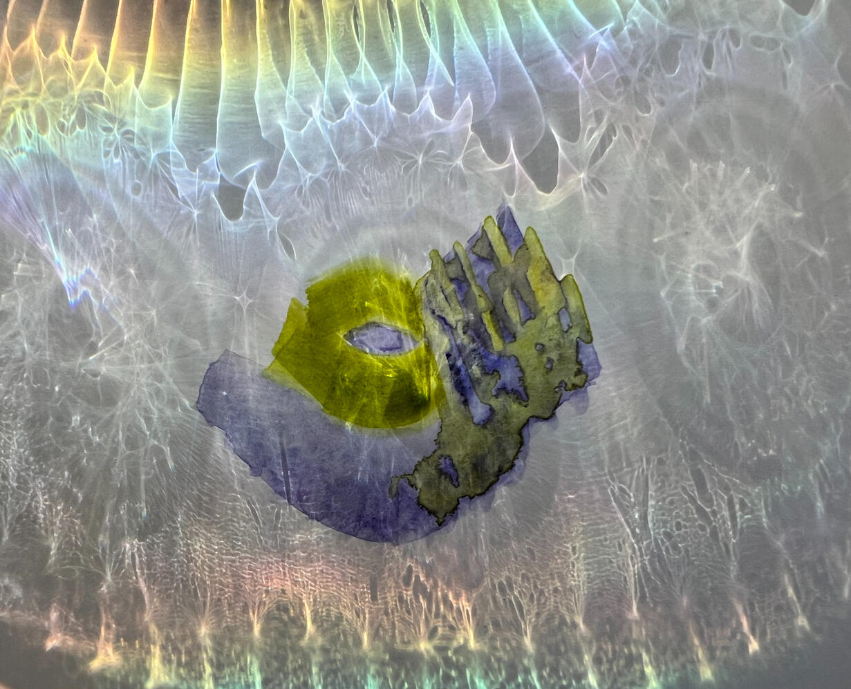 5373